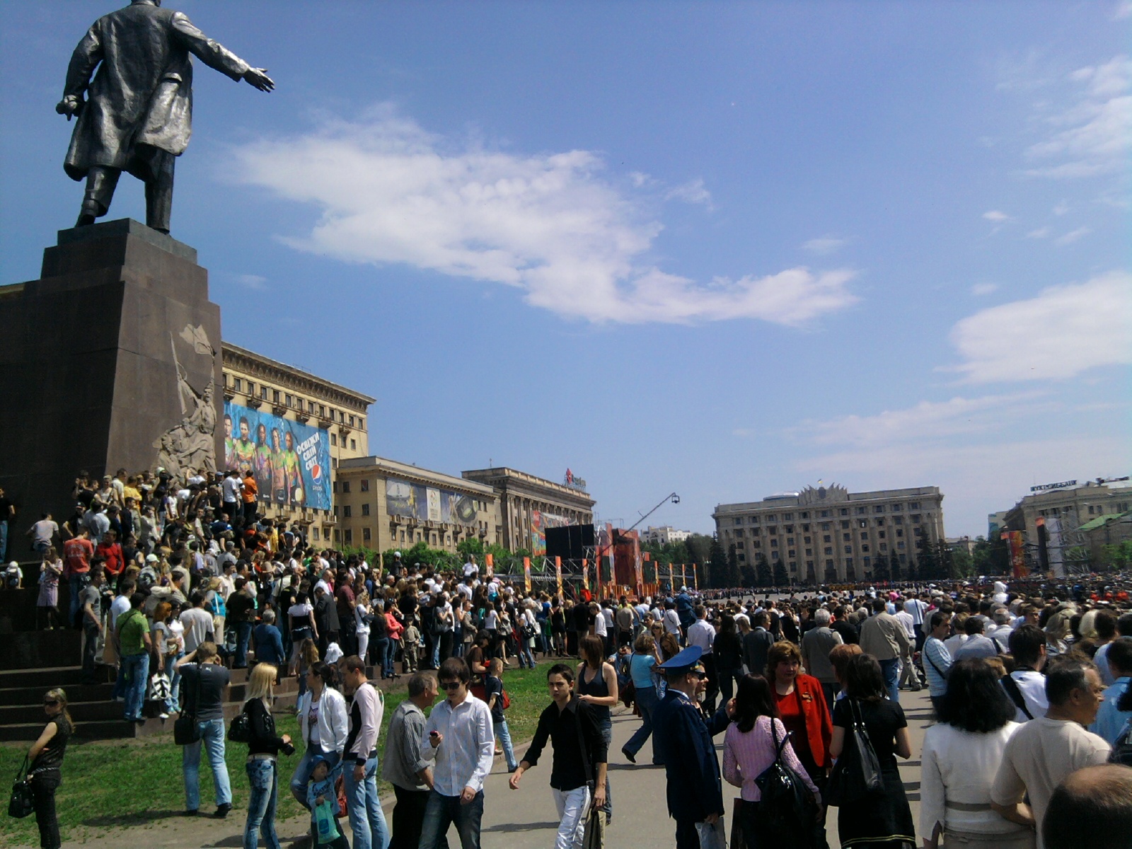 Харьков - День Победы - 2010 - масштаб